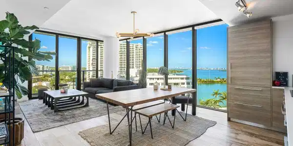 650 NE 32nd Street