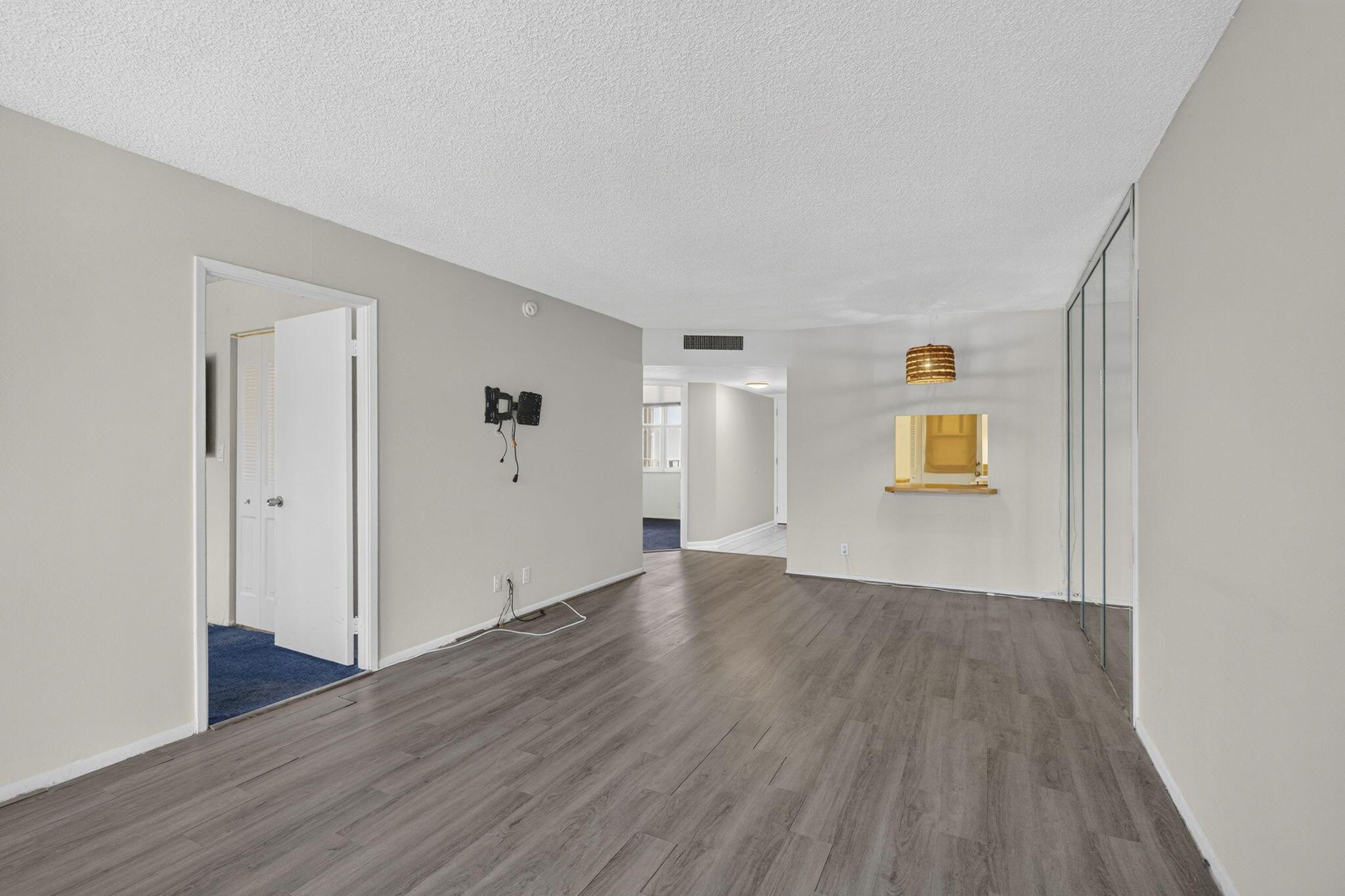 Image 4: 5-web-or-mls-8I8A5169