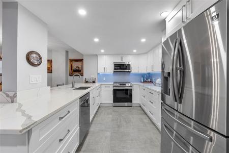 1150 Hillsboro Mile