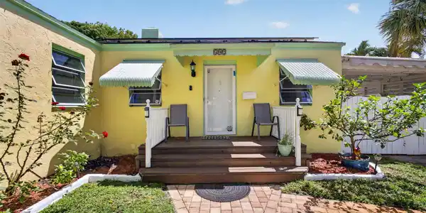 Image 4: 15-web-or-mls-5D1A9393