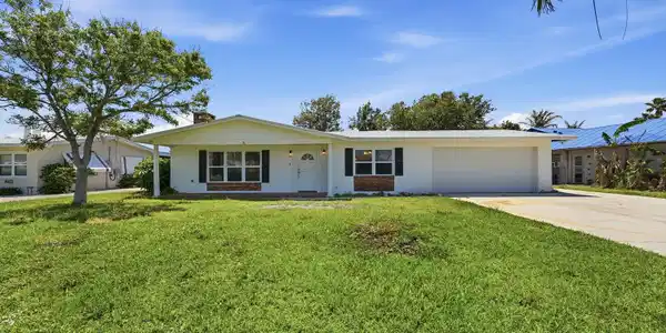 1804 Bayshore Drive