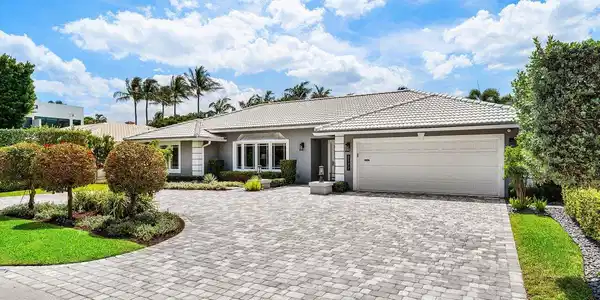 Image 3: 003-2177ArecaPalmRoad-BocaRaton-FL-33432