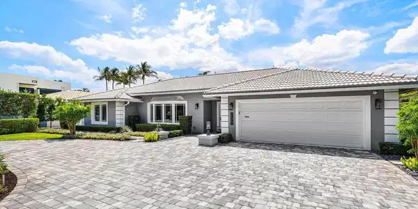 Image 4: 004-2177ArecaPalmRoad-BocaRaton-FL-33432