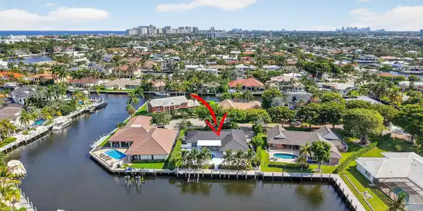 Image 4: Fort Lauderdale's Top Guard Gated Community