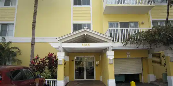 1515 E Broward Blvd