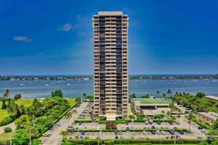 5600 N Flagler Drive