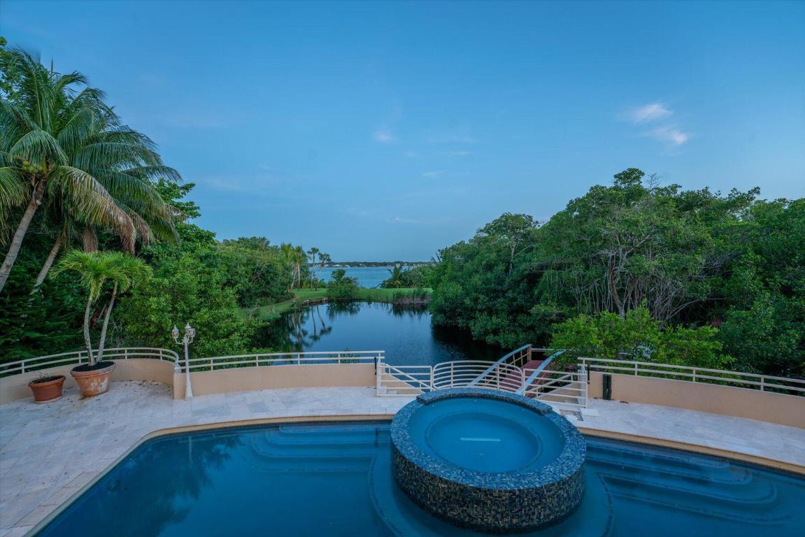 Image 2: 121-DSC02207-Edit