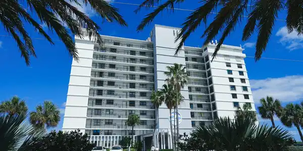 840 Ocean Dr