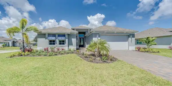 1975 Magnolia Lane