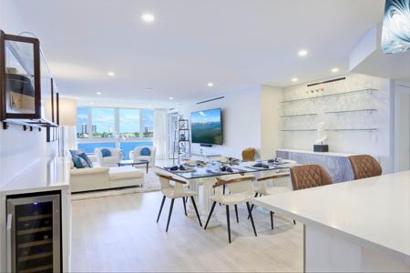 301 Lake Shore Drive