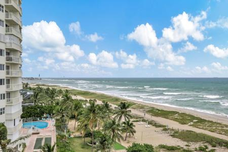 704 N Ocean Boulevard