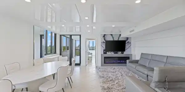 Image 4: 3420 South Ocean Boulevard - 25.jpg-SMAL