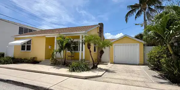 Image 2: 411 3rd Ave N