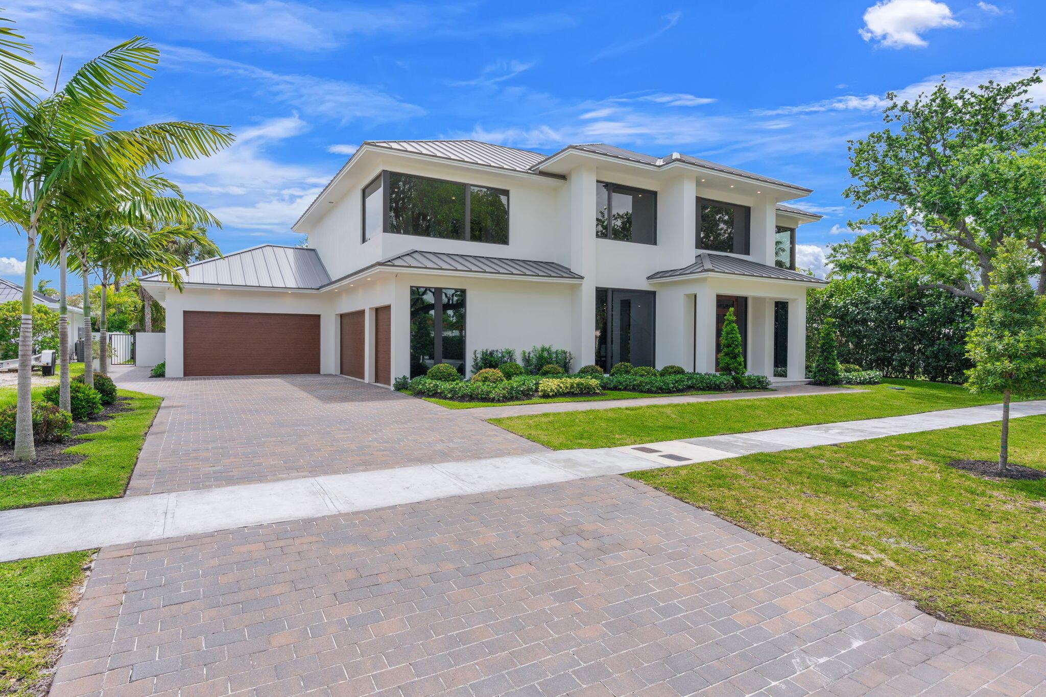 Image 2: 2-web-or-mls-2406 NE 13th Ct Fort Lauder
