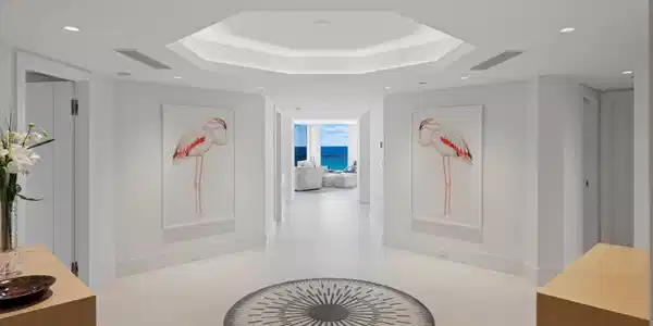 Image 2: Entry/Foyer