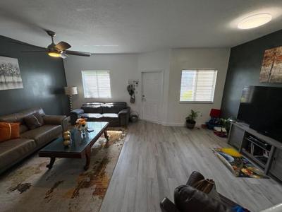 1571 SE 31st Court