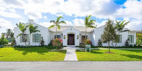 2912 Bluewater Cove