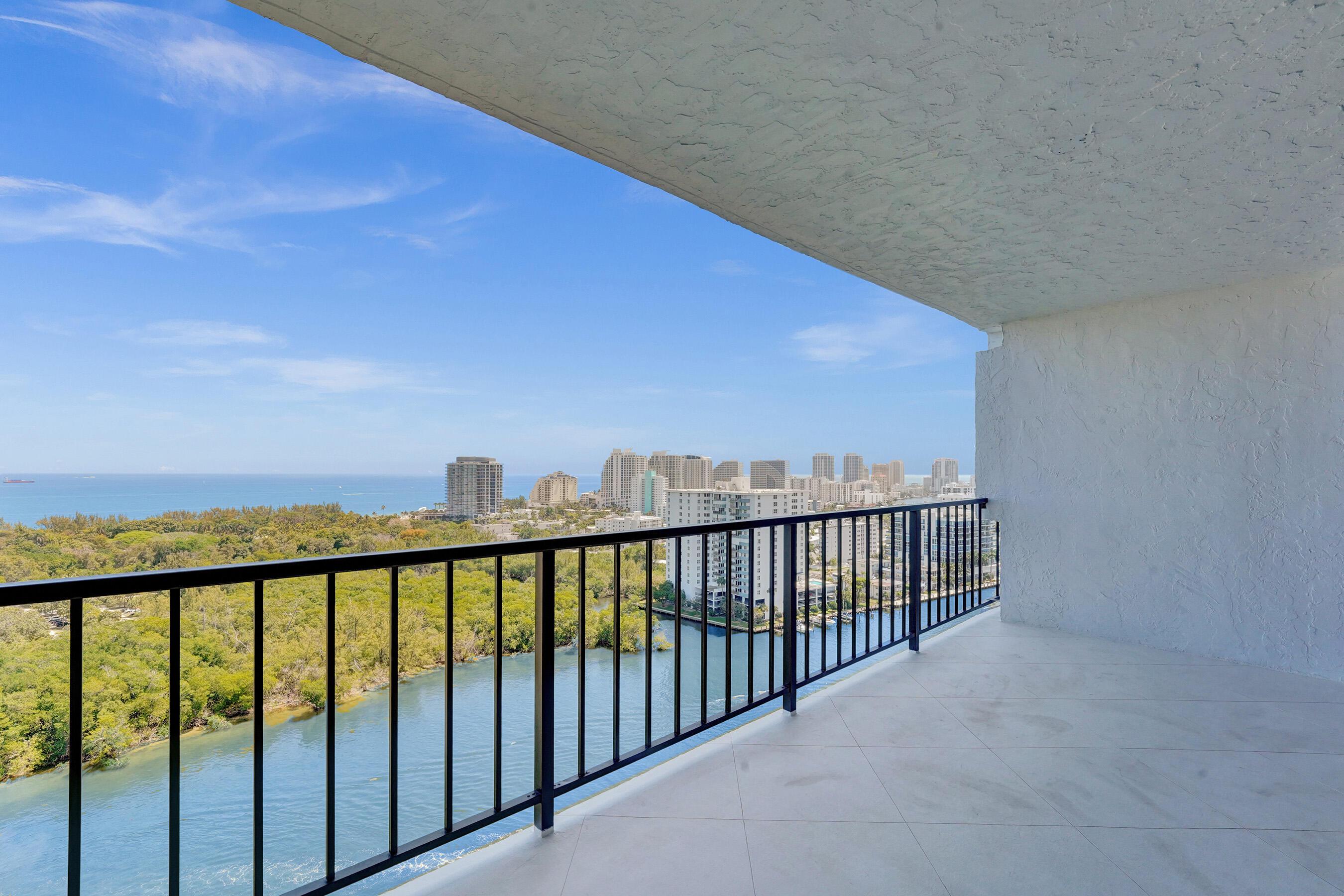 Image 1: Amazing views of the ocean, Intracoastal and Bonne