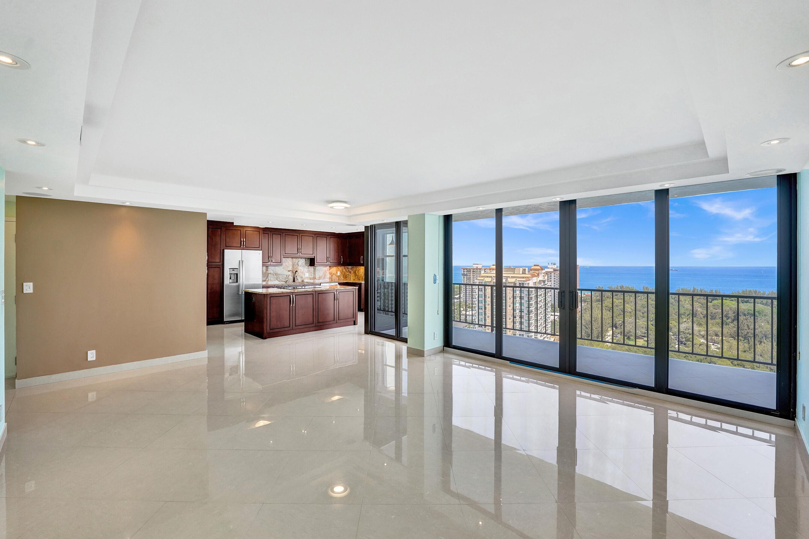 Image 4: Open concept living