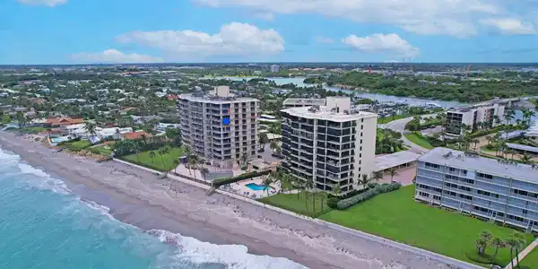 Image 2: 02_Aerial_2_mls