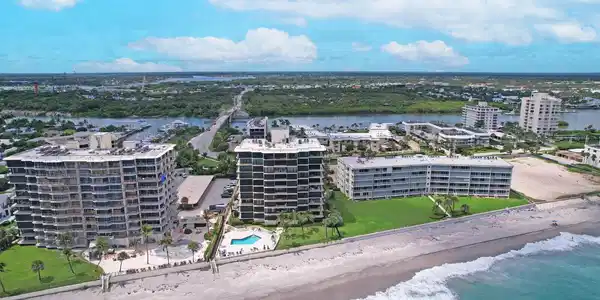 Image 4: 04_Aerial_4_mls