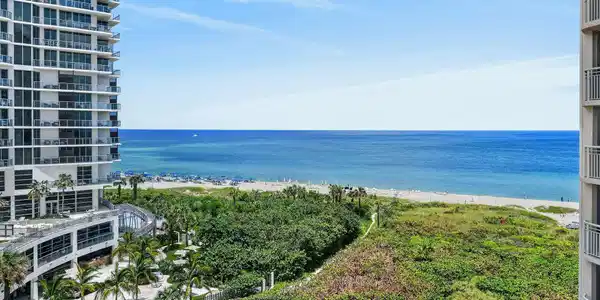 3000 N OCEAN Drive