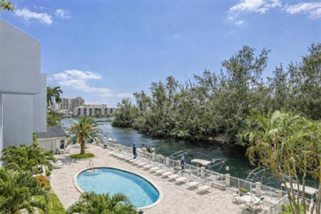 2850 NE 14th Street Causeway