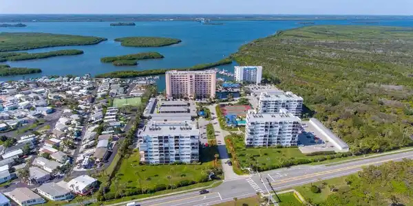 5163 N A1a Highway