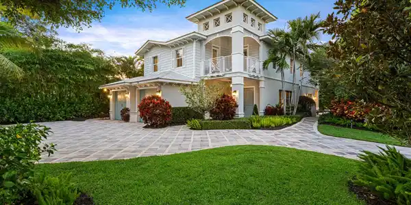 391 E Boca Raton Road