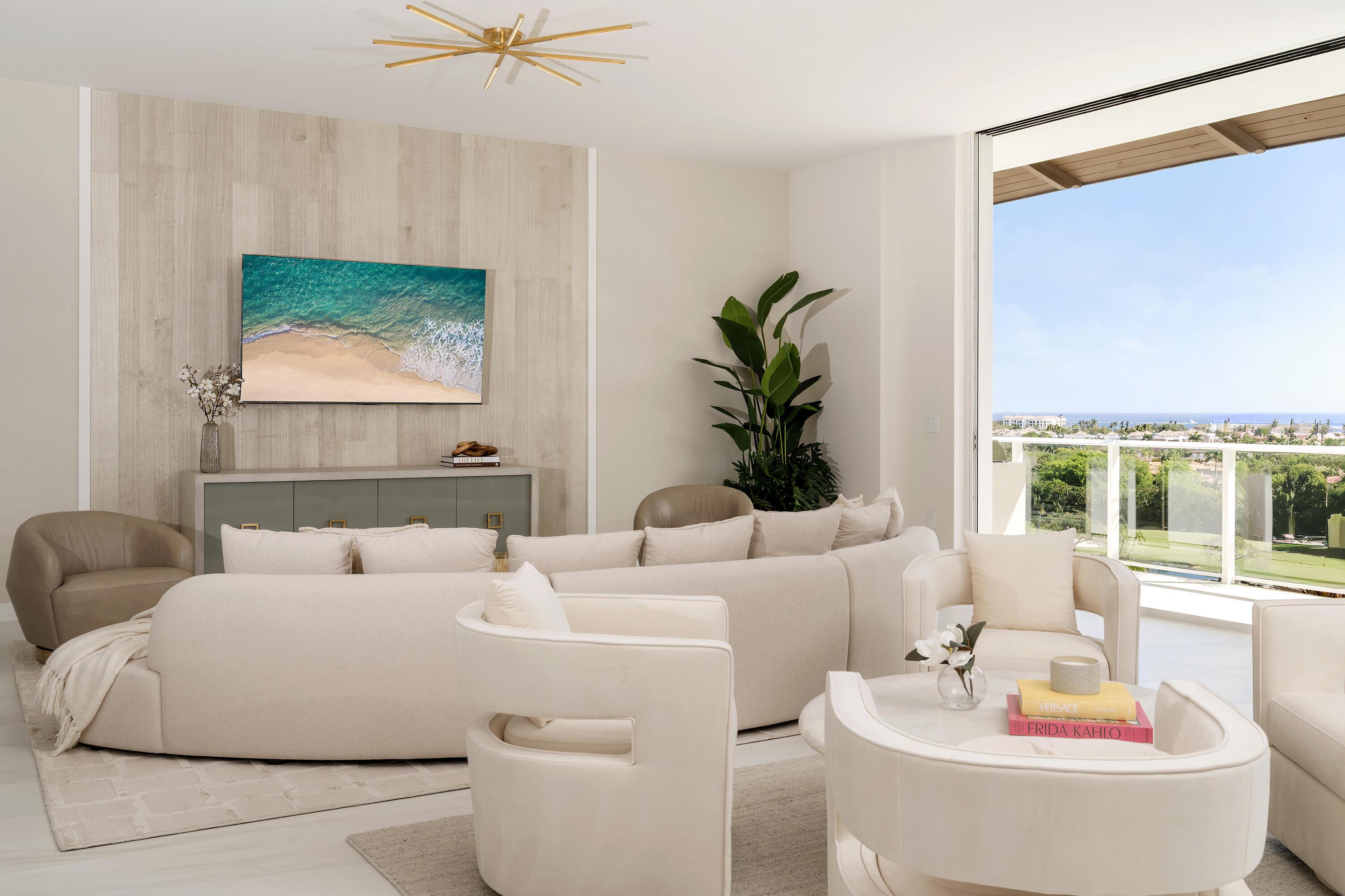 Image 3: Main Living Area