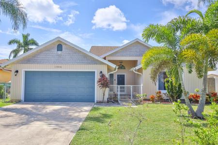 1006 Center Street
