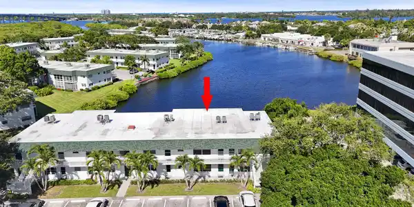 2800 Indian River Boulevard