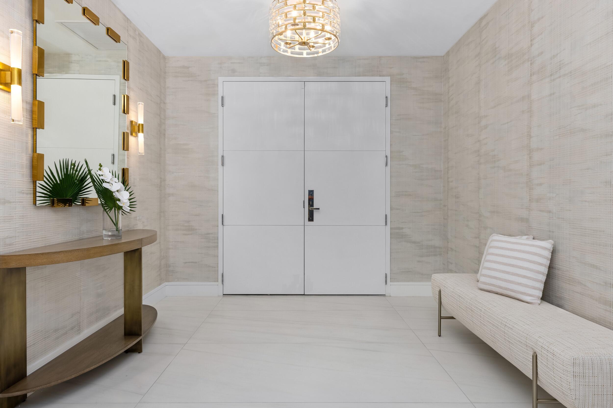 Image 2: Foyer
