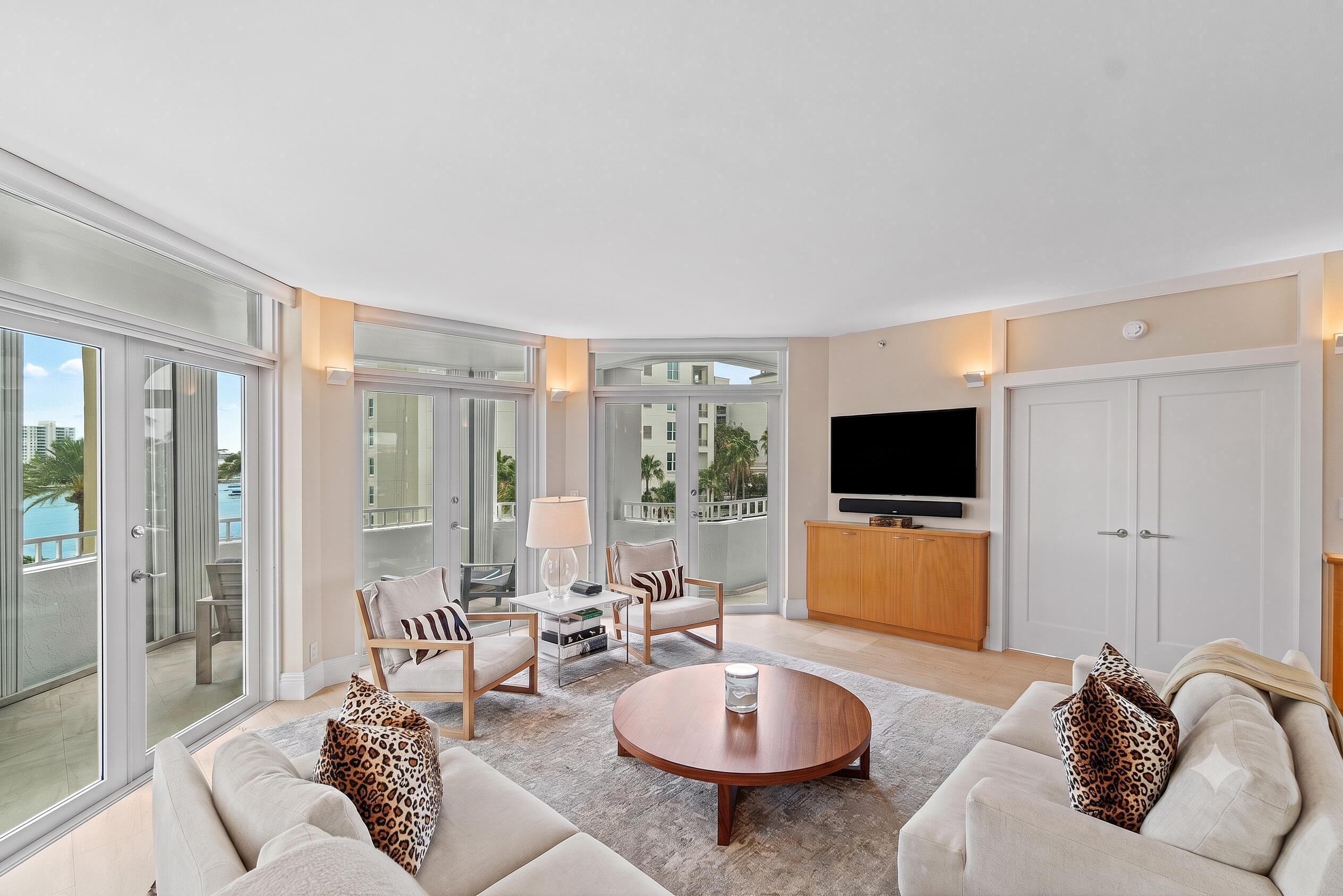 Image 3: 012-300Southeast5thAvenue-4140-BocaRaton