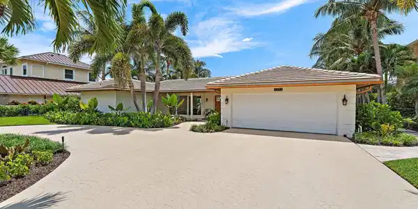 1051 Coral Way