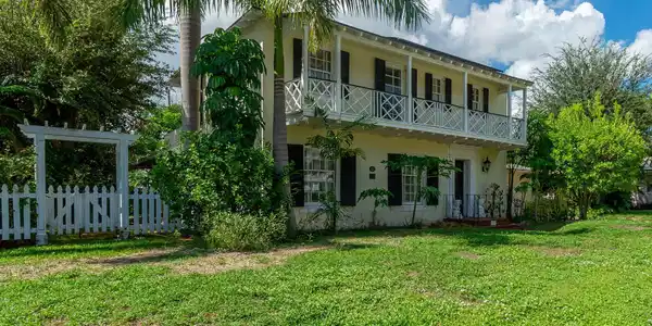 Image 2: 2-web-or-mls-DSC08548