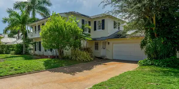 Image 3: 3-web-or-mls-DSC08551