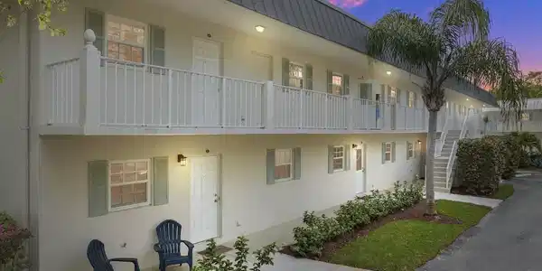 900 Jasmine Lane