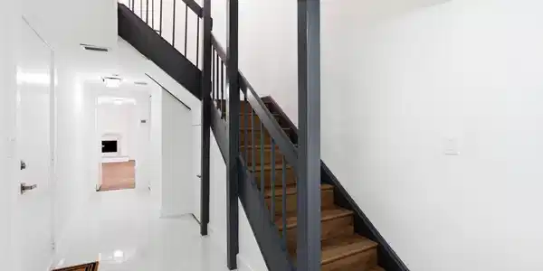 Image 4: Wood staircase.