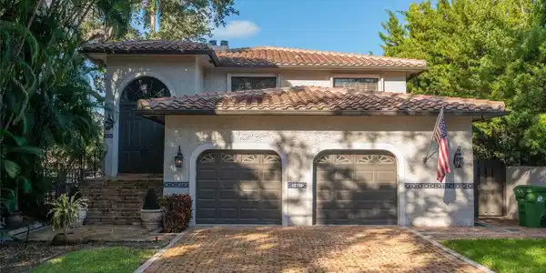 1417 Ponce De Leon Drive