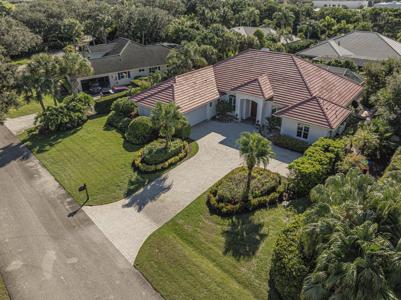 1621 W Sandpointe Place