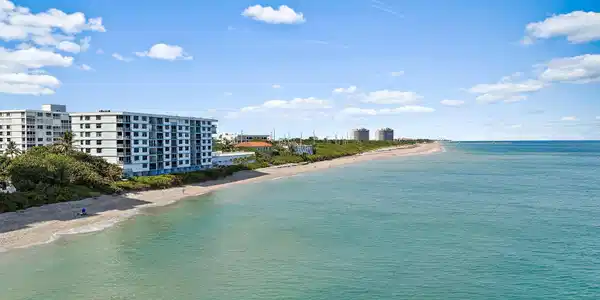 900 Ocean Drive