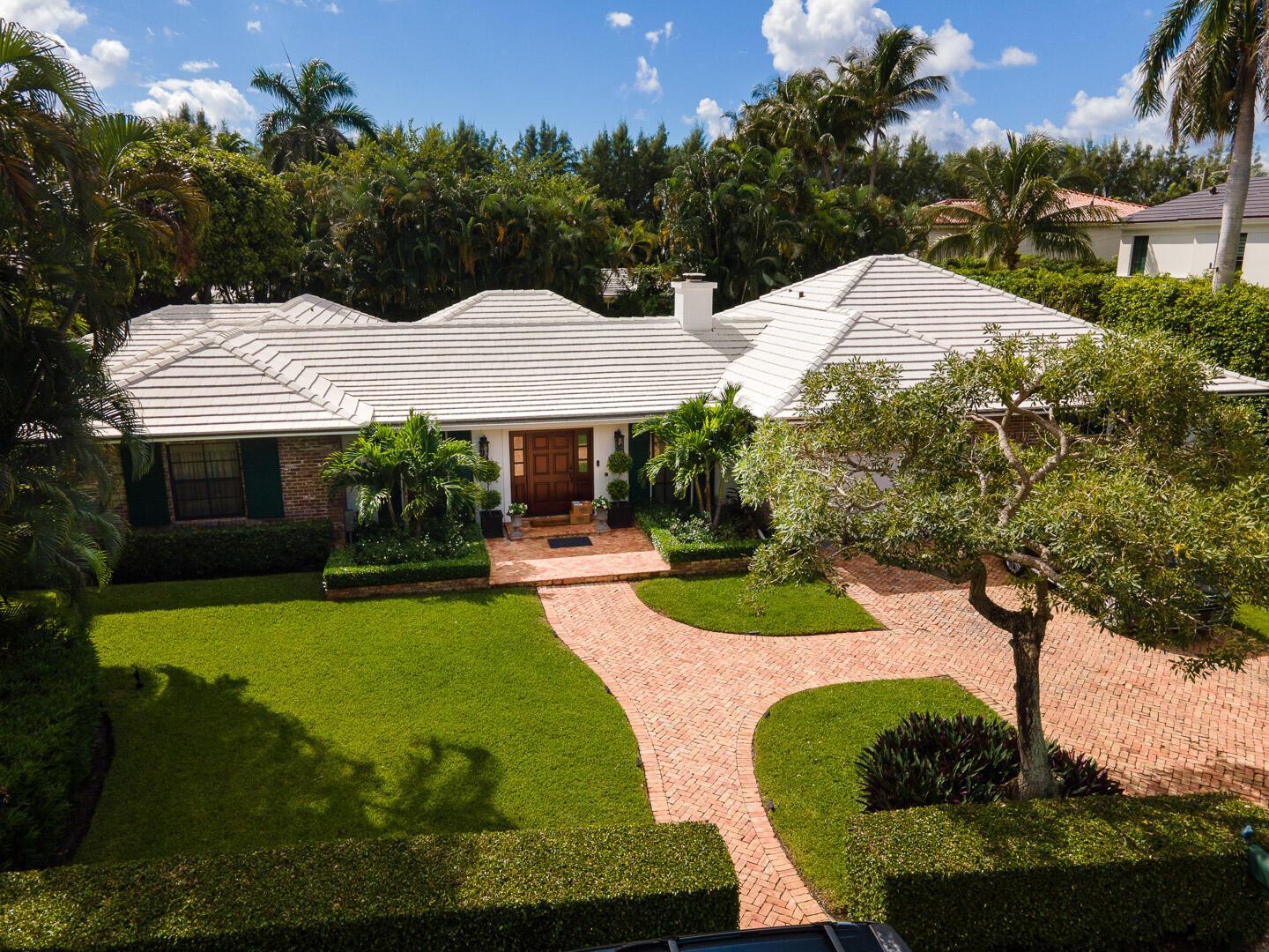 Image 3: 202 Coral Lane - MLS-35