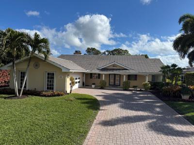 3521 SE Clubhouse Place
