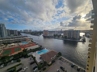 1833 S Ocean Dr