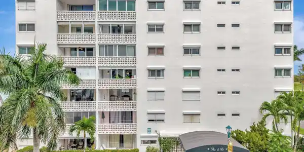 1 N Golfview Road