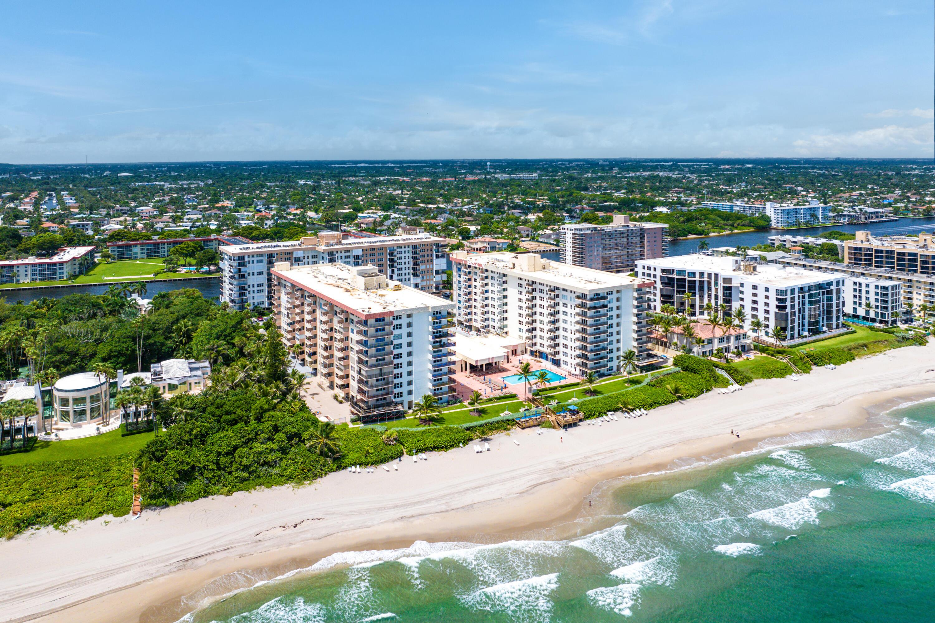 Image 2: 047-1147HillsboroMile-HillsboroBeach-FL-
