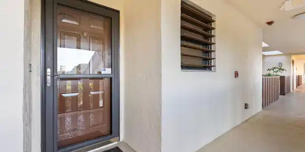 Image 3: 8-web-or-mls-DSC05814