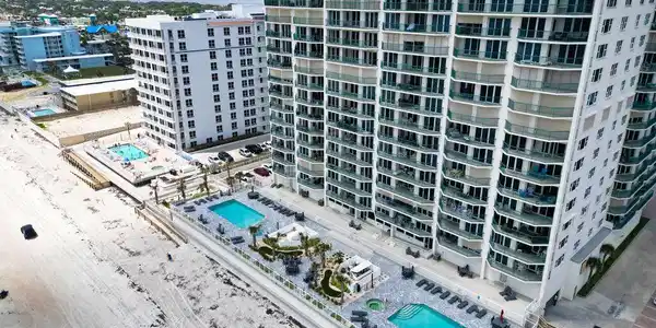 Image 2: 2055 Ocean view with 2 pools and spa