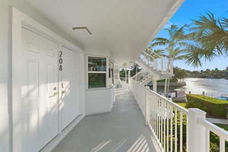 535 Hendricks Isle